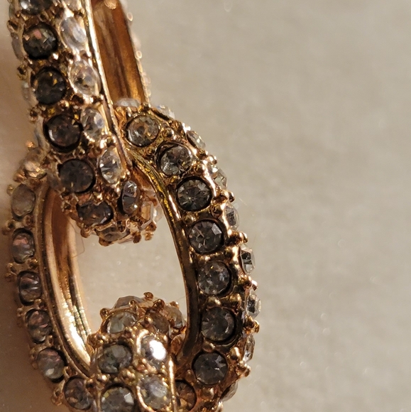 Circle Link Necklace - Picture 11 of 13